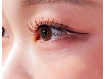 ボアブルー(boisbleu)/マツエク*フラットラッシュ140本