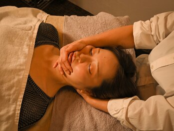 オーブ たかまつはり灸整骨院くじら館(aube)/aube》小顔リンパマッサージ