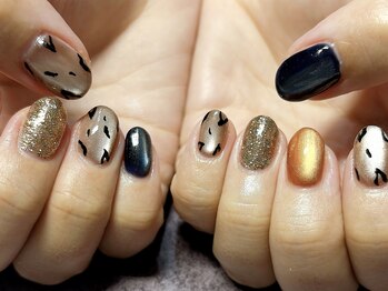 ワイエヌサロン(yn salon)/