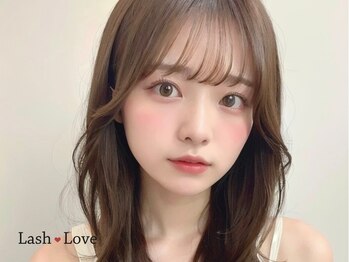 ラッシュラブ 梅田店(Lash love)の写真/【梅田駅すぐ】目元の可愛さ2倍♪華やかでぱっちり可愛く見せる魅力たっぷりのまつ毛パーマが自慢★