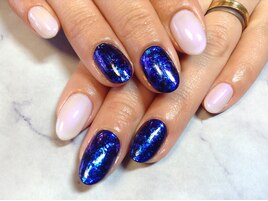 ブルー&ホワイトネイル
