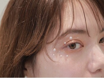 エイチ 立川北口店(H)/目元の印象を変えませんか？