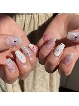 サララ(SALALA)/デザインネイル♪