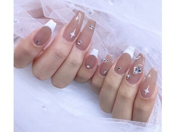 マルチューネイル 池袋(MARUCHU NAIL)/ベースカラー付きフレンチ¥9000