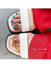 ネイルサロン R/フットワンカラー+パーツ２つ