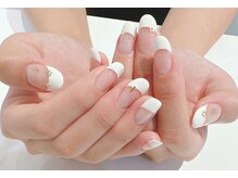 アトリエ ペーニクルス(Atelier Peniculus.)/フレンチネイル