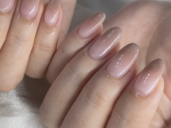 リーネイル(Lee_nail)の写真/【高技術×低価格サロン】自爪への負担を最小限に抑える“フィルイン（ベース一層残し）”施術◎