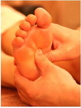 温石リラックス空間/人気の定番足つぼ~ふくらはぎ