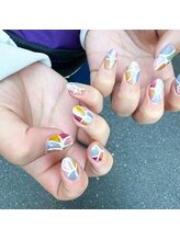 サロンドティス 学芸大学(salon de tis)/カラフルアート