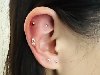 シード(SHE°)/耳ツボジュエリー