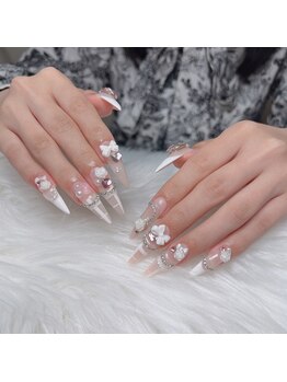 アミネイル(Ami Nail)/ワンホンガーリーネイル