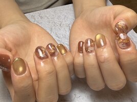 ブラウンネイル