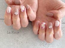 ラ フルール(La Fleur)/shellac◆nailsalon La Fleur