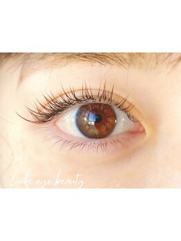 ナチュラル上品な目元にしたい