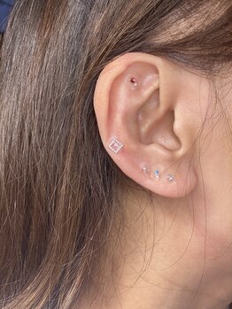 プルメリア(Plumeria)/耳ツボジュエリー