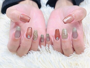 シチ ネイル(shichi nail)/シンプルデザイン