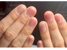 夏子ネイル アンド スクール/短い爪でも映えるデザイン