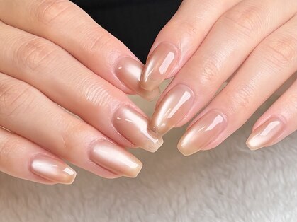グロスネイル(gloss nail)の写真