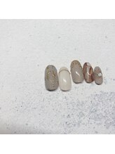 なないろ美容鍼灸整体院 アンド ネイルコア(nail Koa)/ムーン