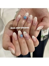 ネイルドットスタジオ 堺筋本町(NAIL DOT STUDIO)/グラデーション