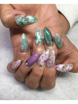 ネイルサロン ビューティーマジック 川口店の写真/痛ネイルや画像持込みで貴方の望むデザインに対応★痛ネイルは要予約！折れづらく浮きにくい施術が自慢です