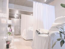 ナーズ アイラッシュ アンド アイブロウ バイ メディカルサロン(NAZ)/ベッド3席の小規模サロン♪