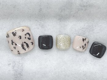 ネイル サヴォイ 本厚木店/フットシェラックデザインコース