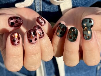 サラソージュ アチワ ネイル(SARA SO-JU ACHIWA NAIL)/マグネットハートネイル