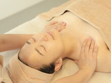 シフォン(Ciffon)/鎖骨が重要ポイント