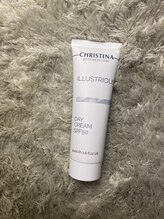 カランコエ(KALANCHOE)/紫外線の強い日の心強い味方