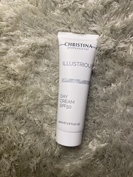 カランコエ(KALANCHOE)/紫外線の強い日の心強い味方