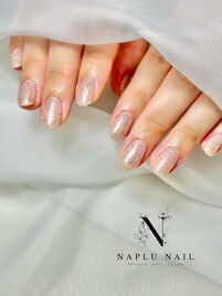 キラキラ　フラッシュネイル