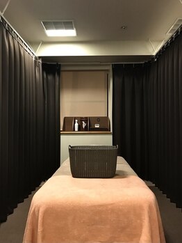 カン(寛 KAN)の写真/【パンパンな脚をスッキリ軽く♪】熟練の強力もみほぐし×足オイルで、溜まったお疲れやむくみを徹底ケア♪