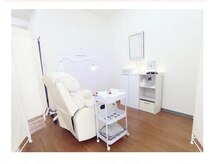 ホワイトニングショップ 広面店の雰囲気（白を基調とした落ち着いた雰囲気の店内で、ホワイトニング☆）