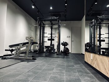 トップスタイル パーソナルジム(TOPSTYLE PERSONAL GYM)/パーソナルジムに特化したマシン