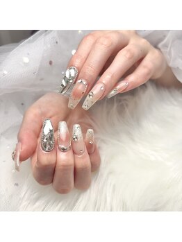 アミネイル(Ami Nail)/ワンホンガーリーネイル