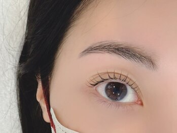 ミント(mint)の写真/【眉WAXとプロの眉メイク仕上げ◎】すっぴんでも理想の美眉へ★まつ毛パーマとのセットメニューも大人気♪