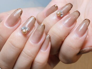 ネイル アンド まつげエクステサロン キュア(Cure)の写真/【ハンド長さだし１本～対応◎】長さ出しで憧れの指先美人が叶います★理想のネイルスタイルを実現♪