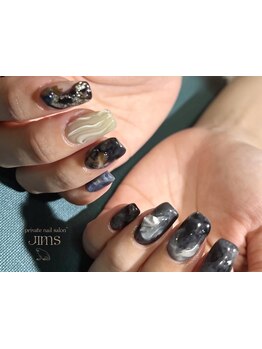 ショートネイルデザインが豊富