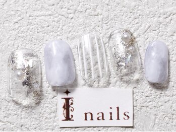 アイネイルズ 梅田店(I nails)/もやもやニュアンス蝶々￥7700