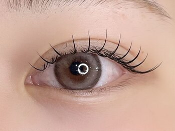 アネラアイラッシュ(ANELA eyelash)の写真/【アクセス◎】ヘアサロン併設◎落ち着くオシャレ半個室★丁寧なカウンセリングで理想の目元へ♪