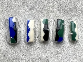 幾何学模様ネイル