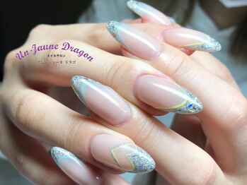 アン ジョーヌドラゴ/アシメ☆フレンチネイル