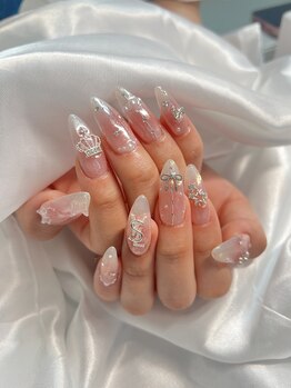 フルレット(Fleurette)/ゴテゴテパーツネイル♪