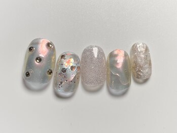 うるうるミラーネイル