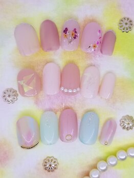 アフロディーテ(Aphrodite)/店内サンプルネイル¥6900