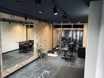 トップスタイル パーソナルジム(TOPSTYLE PERSONAL GYM)/清潔感にこだわった内装☆