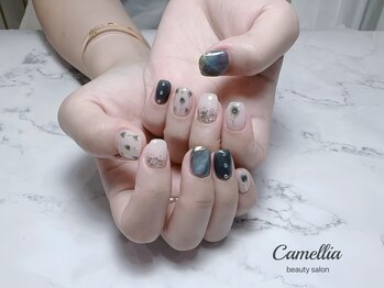 カメリア(Camellia)/ハンドジェルネイル/フィルイン