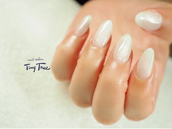 タイニーツリー(Tiny Tree)/ホワイトマグネットワンカラー