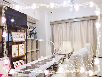 【ネイル専門】Lucky Nail Studio パラジェル/フィルイン/長さだし/持ち込み/ワンホンの写真